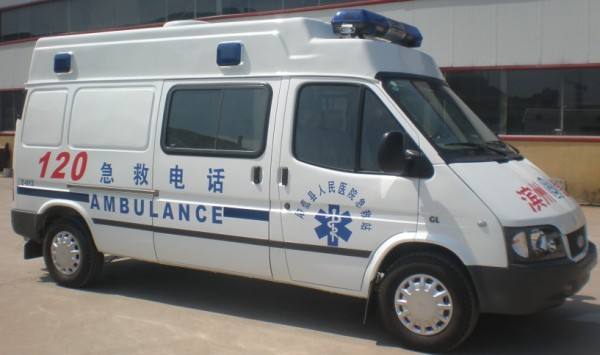 患者在等待救護車出租時需要注意什么？