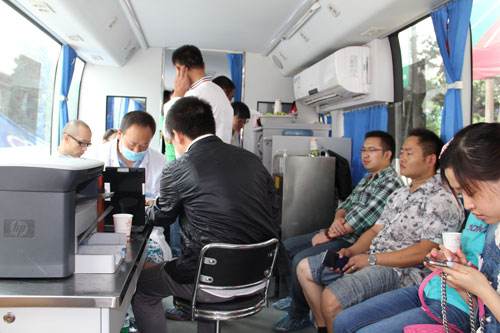 在獻血車獻血應該注意什么？01